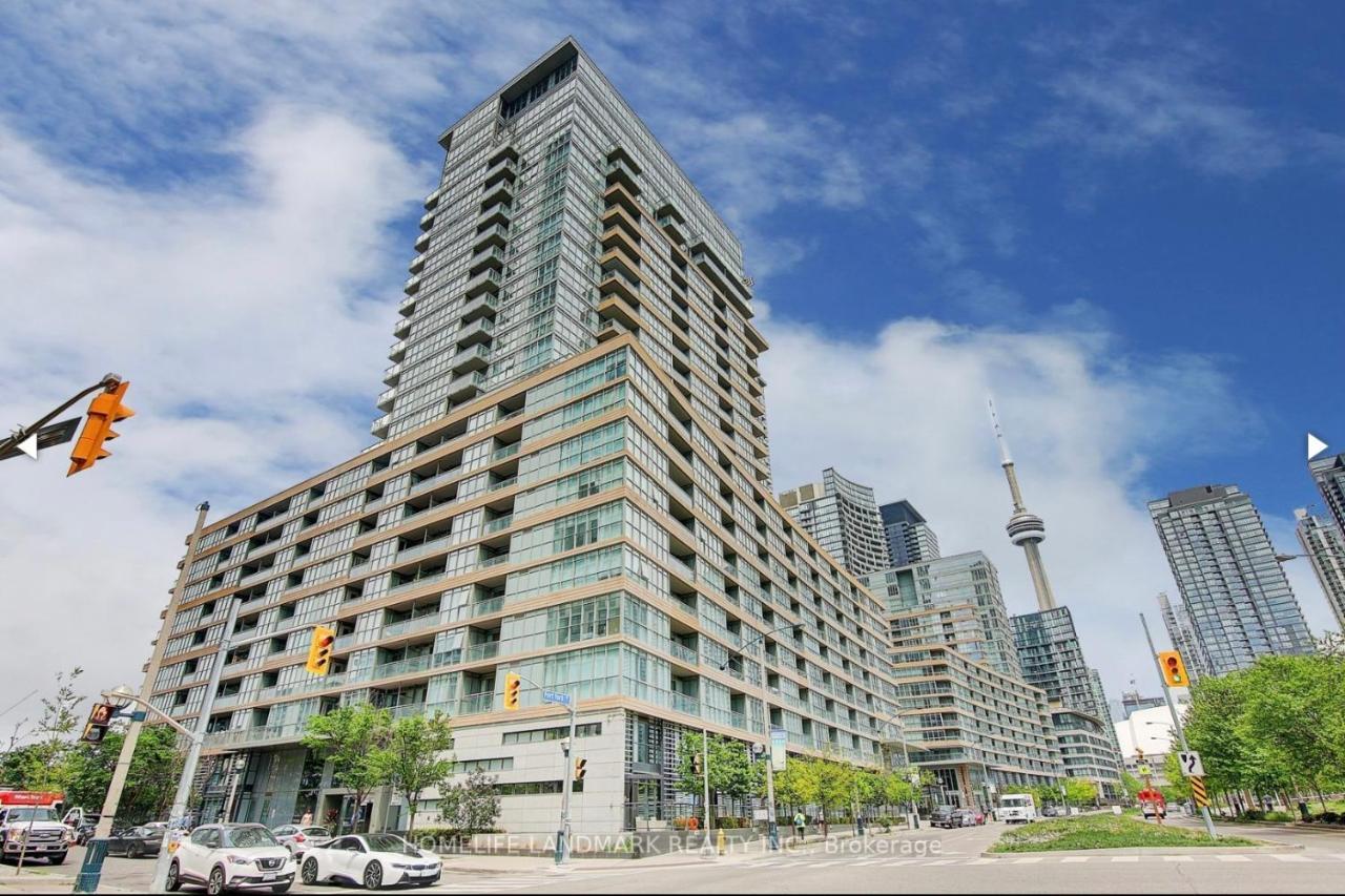 Three Br Condo Step To Cn Tower Rogers Center With Free Parking Toronto Exterior photo